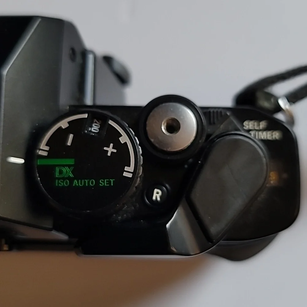 Olympus omPC 35mm FILM DX SLR camera body vintage aka OM-40